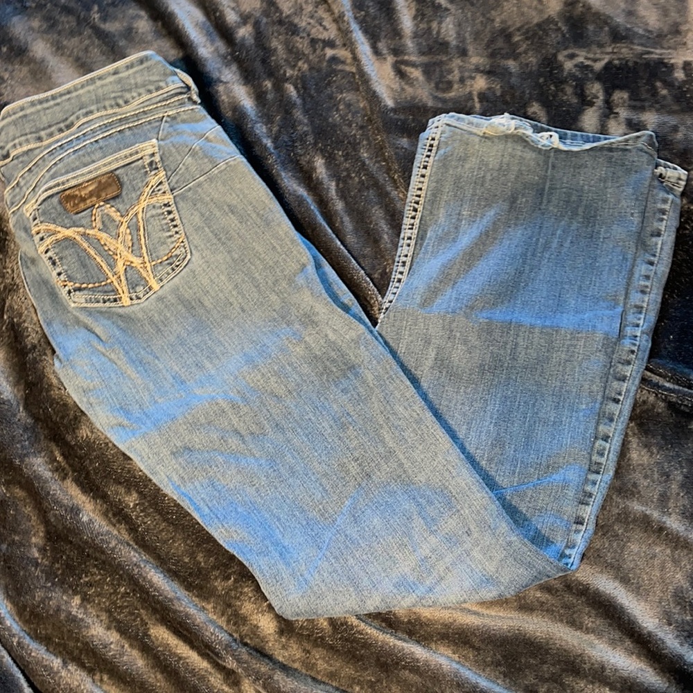 Ladies Wrangler Bootcut jeans, size 9/10x36.
